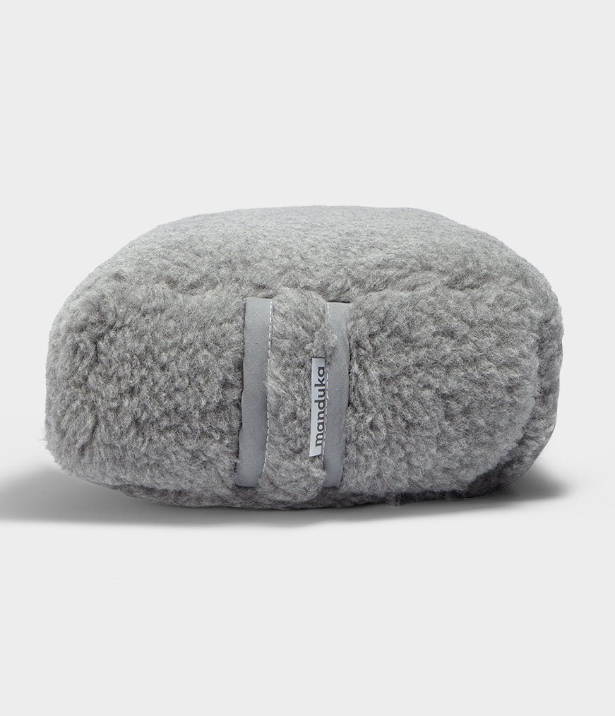 BOLSTERS-REC-WOOL-GREY_04_1.jpg